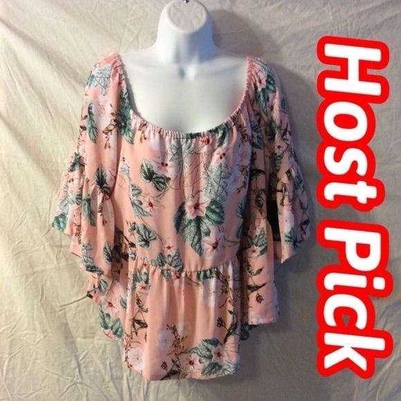 ✅HOST Pick✅ a.n.a. Off the Shoulder Crop Top, Large - Picture 1 of 6